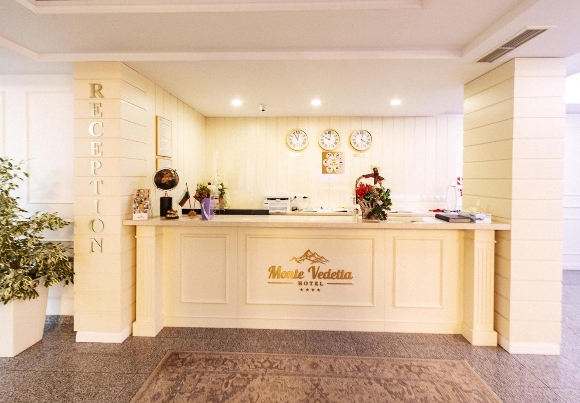 Monte Vedetta Hotel Sliven Bagian luar foto